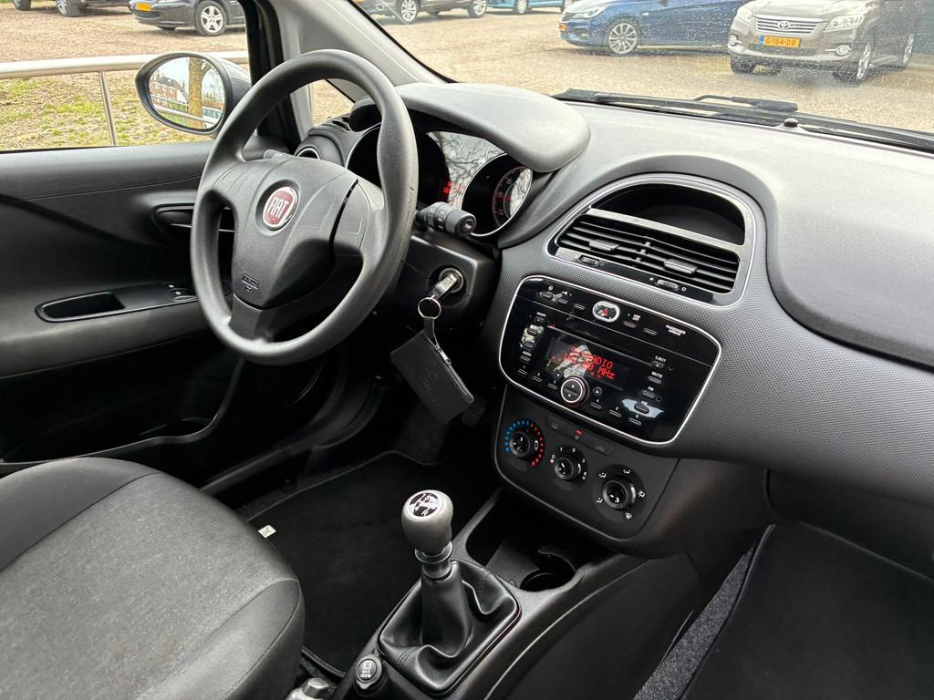 Fiat Punto Evo 1.2 Street | '' 86.000 KM '' + Airco Nu €5., Voorwielaandrijving, 1005 kg, Stof, 4 cilinders