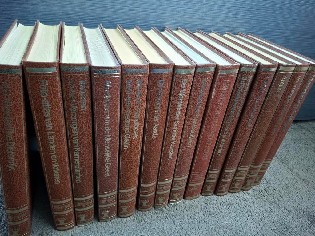 Universum Encyclopedie, Boeken, Ophalen, Complete serie, Zo goed als nieuw, Algemeen
