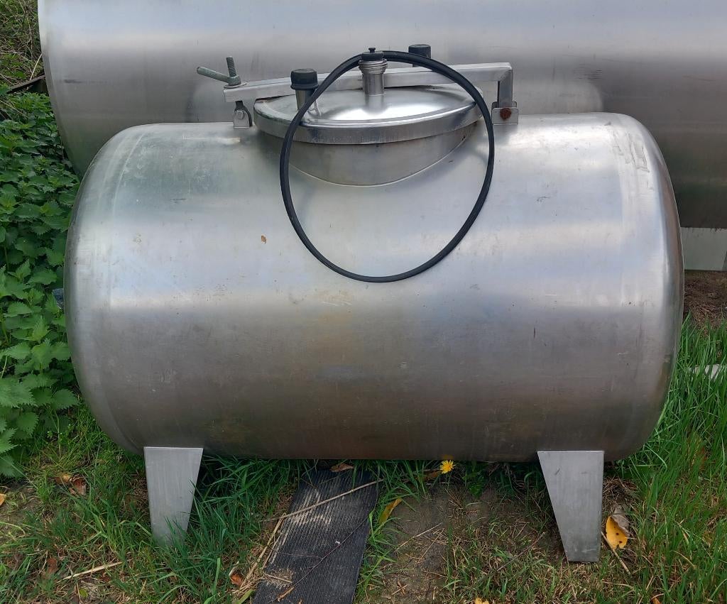 opslagtankje, +/- 600 liter, Ophalen, Gebruikt