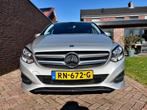 Mercedes-Benz B-klasse 180 Ambition Facelift Camera Navi, Auto's, Mercedes-Benz, Voorwielaandrijving, Stof, Gebruikt, 4 cilinders