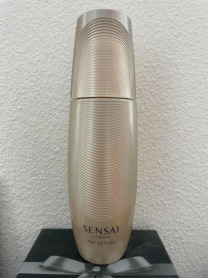 Sensai Ultimate Lotion, Sieraden, Tassen en Uiterlijk, Uiterlijk | Gezichtsverzorging, Zo goed als nieuw, Verzorging, Gehele gezicht