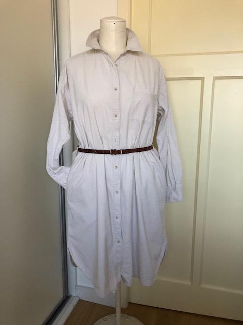 Jurkje van - Uniqlo -., Kleding | Dames, Wit, Maat 42/44 (L), Ophalen of Verzenden, Zo goed als nieuw