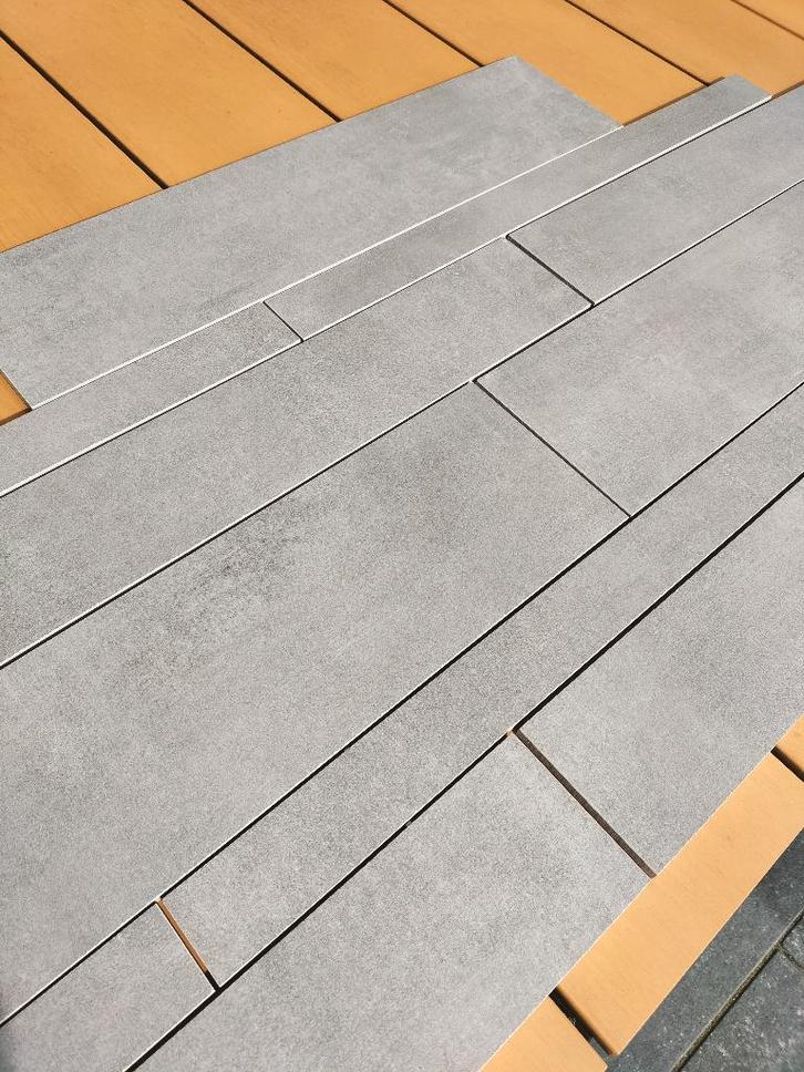 Strooktegel grijs 3m2 (wc of badkamer tegels), Doe-het-zelf en Verbouw, Tegels, Nieuw, Wandtegels, Keramiek, 60 cm of meer, Minder dan 20 cm