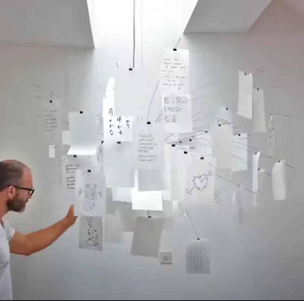 Zettel’Z Ingo Maurer, Huis en Inrichting, Lampen | Hanglampen, Ophalen of Verzenden, Zo goed als nieuw, Metaal, 75 cm of meer