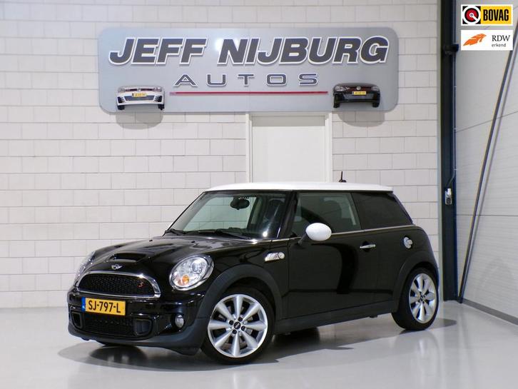 Mini Mini 1.6 Cooper S Pepper 184PK Xenon Bluetooth Navigati, Auto's, Mini, Bedrijf, Te koop, Cooper S, ABS, Airbags, Airconditioning