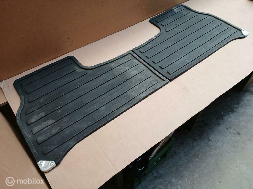 Rubber matten set achter Range Rover L322 Vogue Rubberen mat, Land Rover, Ophalen of Verzenden, Gebruikt, Land Rover