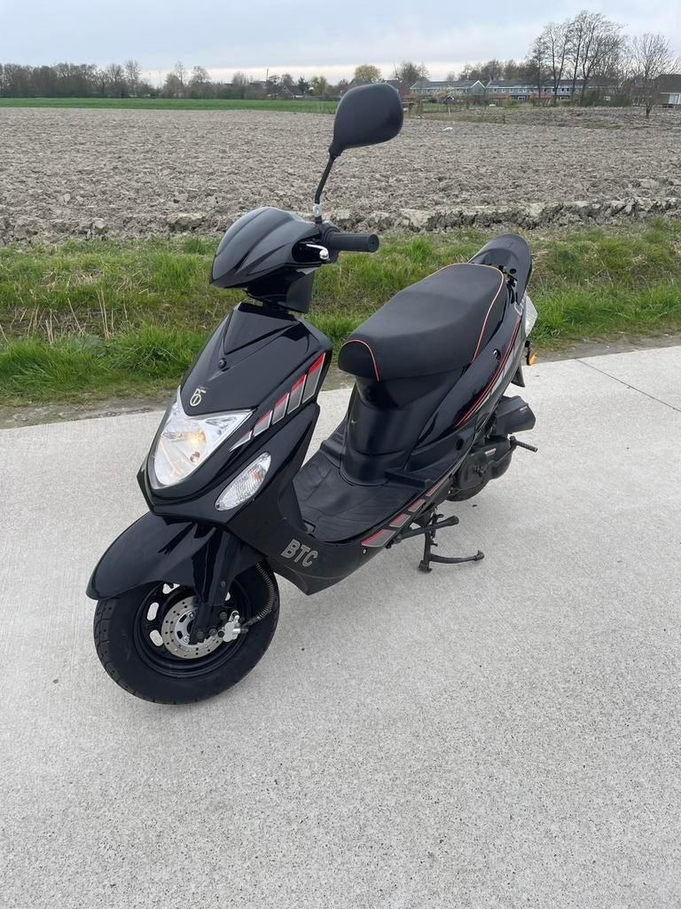 Btc city scooter 50cc 4takt zonder 123, Ophalen, Zo goed als nieuw, Overige typen, Overige merken