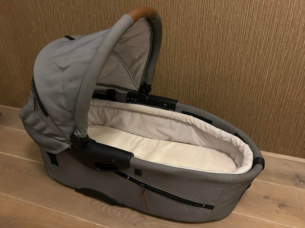 Mutsy Evo kinderwagen onderdelen - wieg -regenhoes -maxicosi, Kinderen en Baby's, Kinderwagens en Combinaties, Ophalen, Gebruikt