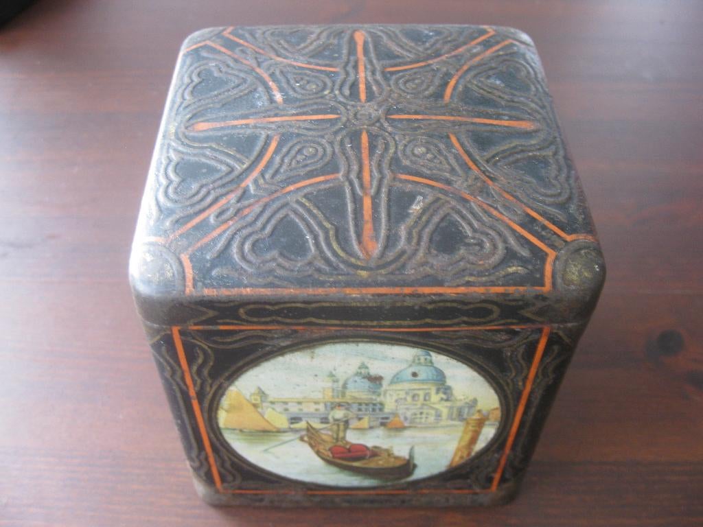 Van Houten's Cacao en Chocolade. Leuk blikje., Verzamelen, Ophalen of Verzenden, Gebruikt, Overige