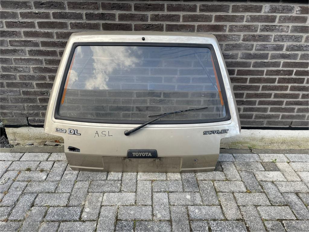 Toyota starlet p7 achterklep, Ophalen, Voor, Toyota, Achterklep