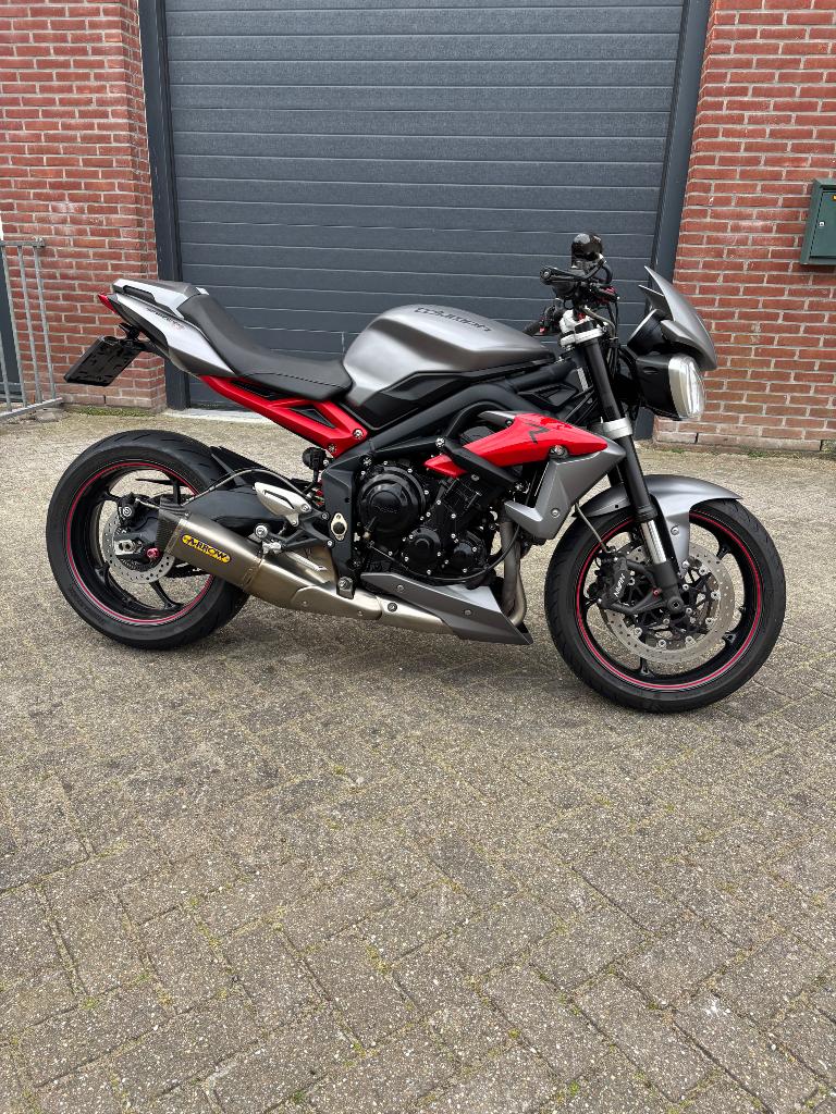 Triumph street triple 675 R., Motoren, Motoren | Triumph, 675 cc, Motorrijbewijs A, 3 cilinders, Meer dan 35 kW