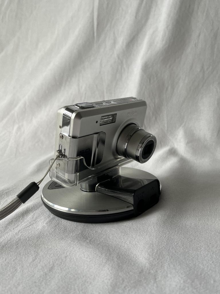 Kodak Easyshare LS755 5MP digitale camera + dockingstation, Audio, Tv en Foto, Fotocamera's Digitaal, Gebruikt, Compact, Ophalen of Verzenden