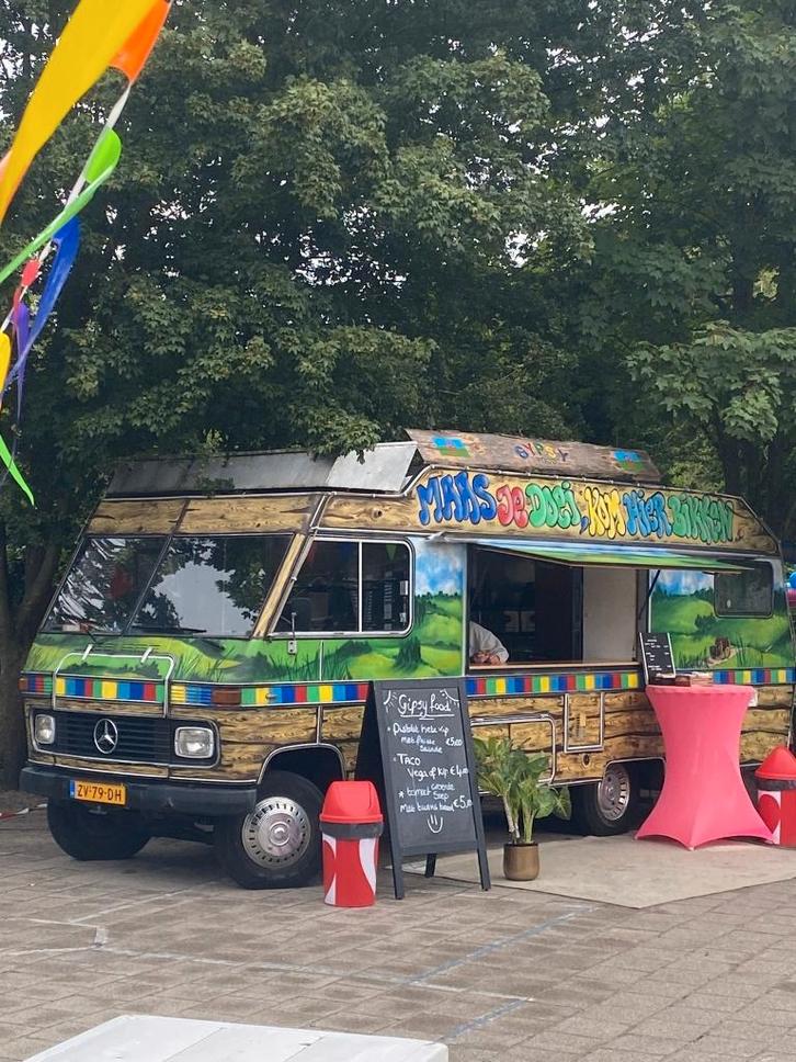 Mercedes-Benz Mercedes 1977 Wit, Auto's, Mercedes-Benz, Particulier, Overige modellen, Diesel, Overige carrosserieën, Handgeschakeld