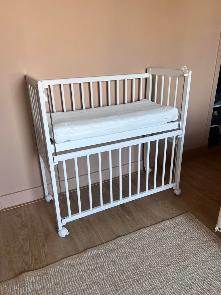Witte co-sleeper/wiegje met matras, Ophalen, Gebruikt, Wieg