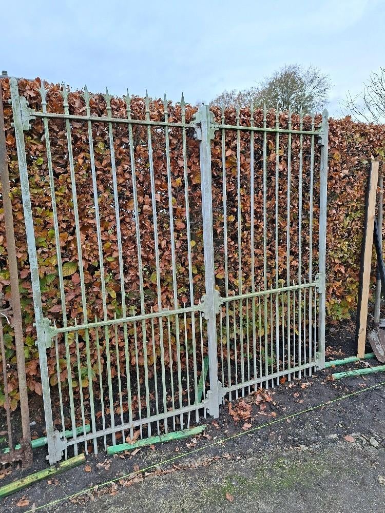 smeedijzeren poort, Ophalen, Gebruikt, IJzer, 200 cm of meer