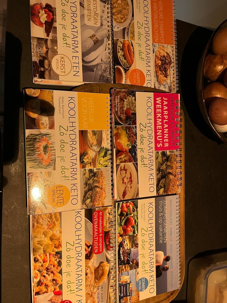 The New Food Keto kookboeken. 15,00 per stuk., Boeken, Kookboeken, Hoofdgerechten, Nieuw, Ophalen of Verzenden, Gezond koken