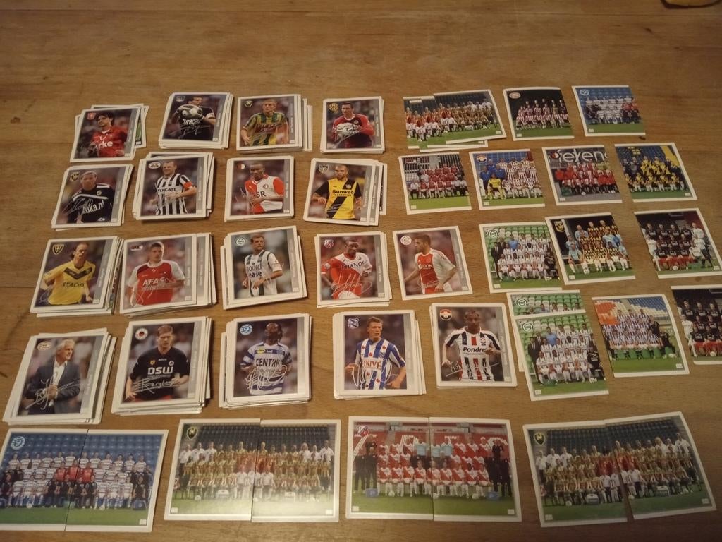 334 voetbal stickers voetbalplaatjes, Ophalen of Verzenden, Zo goed als nieuw, Overige binnenlandse clubs, Poster, Plaatje of Sticker