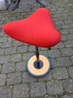 Fraaie Stokke Varier move kruk, Ophalen of Verzenden, Zo goed als nieuw, Bureaukruk, Rood