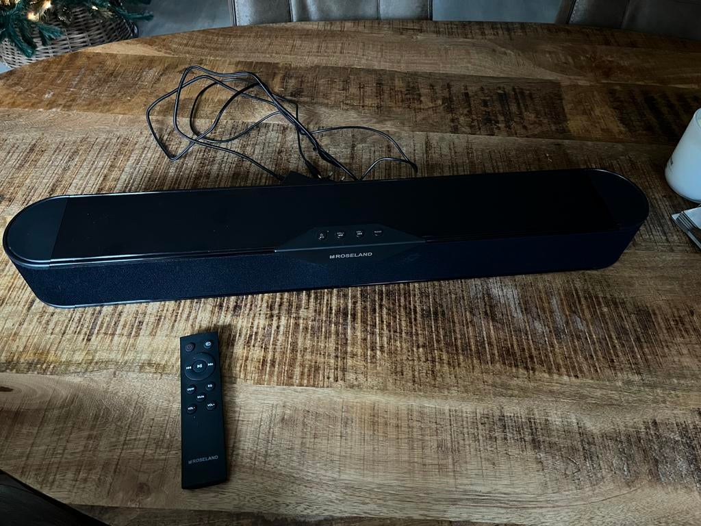 Soundbar van het merk roseland, Ophalen, Zo goed als nieuw