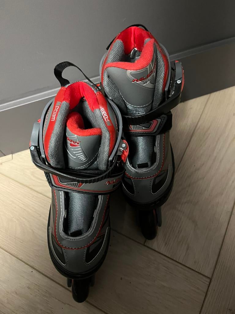 Nijdam junior skeelers mt: 30 t/m 33, Ophalen, Verstelbaar, Zo goed als nieuw