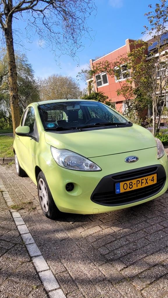 Ford Ka 1.2 51KW 2011 Groen, Voorwielaandrijving, 1242 cc, 4 cilinders, 4 stoelen