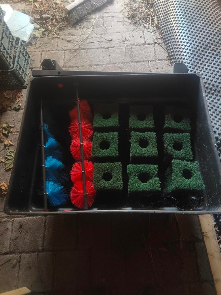 Vijverfilter met borstels en filtermatten, Tuin en Terras, Vijver-toebehoren, Ophalen, Vijverfilter