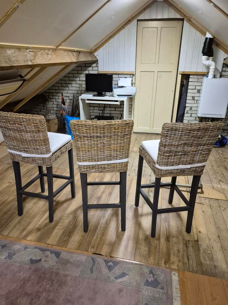 Set van 3 rotan barkrukken met kussens, Huis en Inrichting, Ophalen of Verzenden