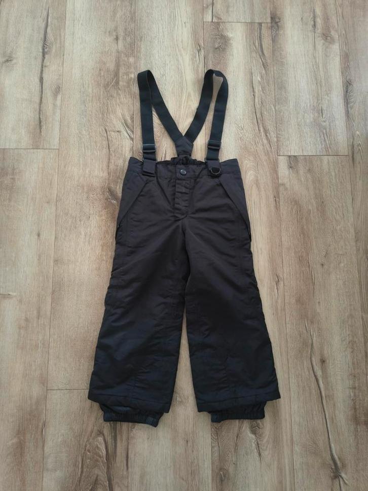 Mooie zwarte skibroek, buitenspeelbroek met bretels, 98/104., Kinderen en Baby's, Kinderkleding | Maat 104, Zo goed als nieuw