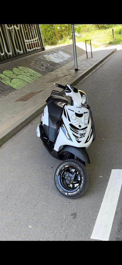 Zip 70cc 2 takt, Ophalen, Zo goed als nieuw, Zip