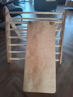 Klimdriehoek Pikler met glijbaan en klimmuur (nieuw wandrek), Ophalen, Gebruikt, Klimwand