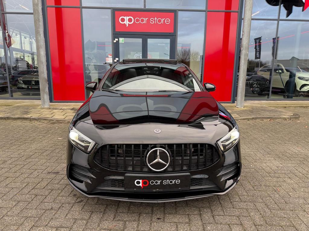 Mercedes-Benz A-klasse AMG 35 4MATIC /Panorama, Automaat, 4 cilinders, 14 km/l, Bedrijf