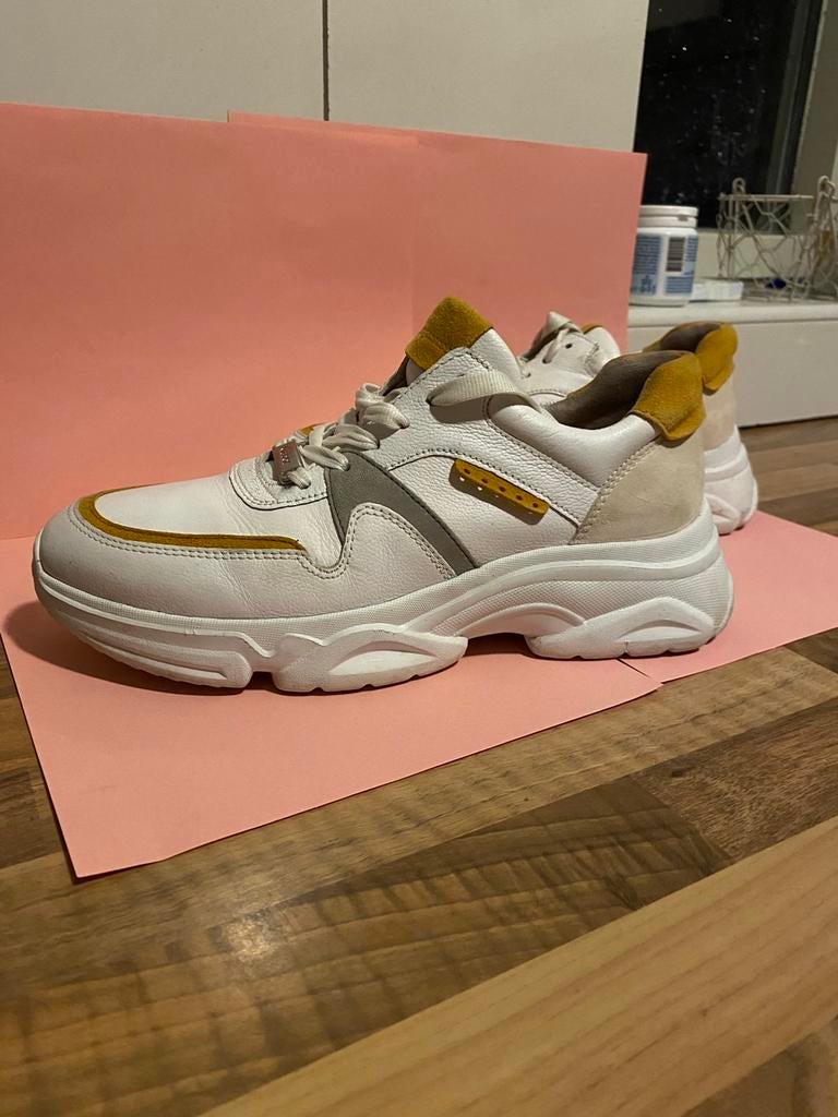 Gabor sneakers maat 39, Kleding | Dames, Schoenen, Ophalen of Verzenden, Zo goed als nieuw, Geel, Sneakers of Gympen