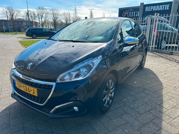 Peugeot 208 1.2 PureTech Allure, Auto's, Peugeot, Bedrijf, Te koop, ABS, Achteruitrijcamera, Airbags, Airconditioning, Bluetooth