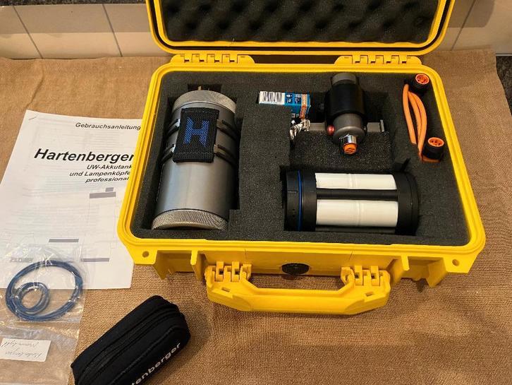 Primary dive light duiklamp Hartenberger akkutank, Watersport en Boten, Duiken, Gebruikt, Duiklamp, Ophalen of Verzenden