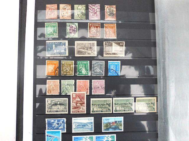 Finland / Aland : 38 postzegels (periode 1918 - 1989), Postzegels en Munten, Postzegels | Europa | Scandinavië, Finland, Verzenden