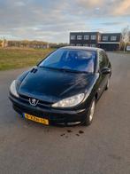 Peugeot 206 2003 Zwart trekhaak, Auto's, Voorwielaandrijving, Stof, 4 cilinders, Zwart