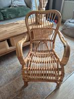 Rotan kinderstoeltje, Kinderen en Baby's, Kinderkamer | Tafels en Stoelen, Ophalen of Verzenden, Zo goed als nieuw, Stoel(en)