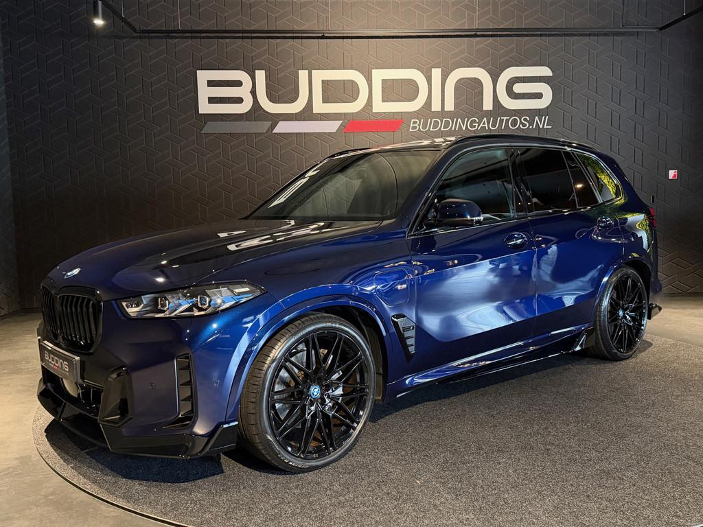 BMW X5 xDrive50e | M-performance | 22 '' | Pano | Head-up, Adaptive Cruise Control, Gebruikt, 2395 kg, Blauw