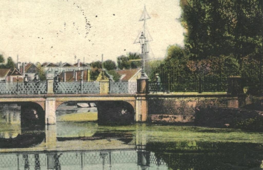 967262 Leiden Witte Brug 1903 Gelopen met zegel, Ophalen of Verzenden, Voor 1920, Gelopen, Zuid-Holland