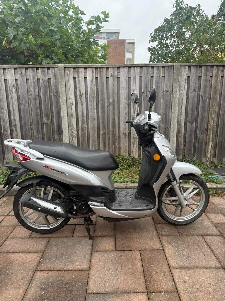 SYM SYMPHONY 2009 scooter, Fietsen en Brommers, Ophalen, Zo goed als nieuw, Benzine