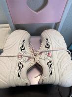 Hello Kitty Sneakers Maat 39, Ophalen of Verzenden, Zo goed als nieuw, Wit, Sneakers of Gympen