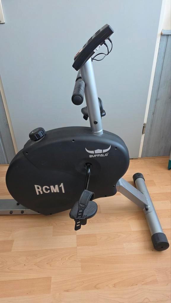 Hometrainer Buffalo RCM1 - Gebruikt, Computertje Werkt, Sport en Fitness, Fitnessapparatuur, Gebruikt, Hometrainer, Benen, Metaal