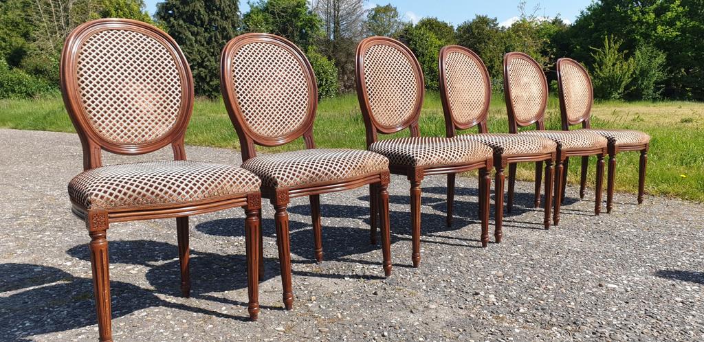 6 medaillon eetkamer stoelen, Huis en Inrichting, Stoelen, Ophalen, Zo goed als nieuw, Bruin, Stof