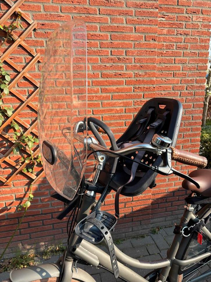 Thule Yepp Mini mèt windscherm, Fietsen en Brommers, Fietsaccessoires | Fietsstoeltjes, Gebruikt, Voorzitje, 0 t/m 13 kg, Voetsteuntjes