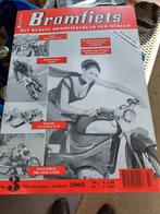 Bananendoos vol Bromfiets boekjes - mei/juni 2002, Ophalen of Verzenden