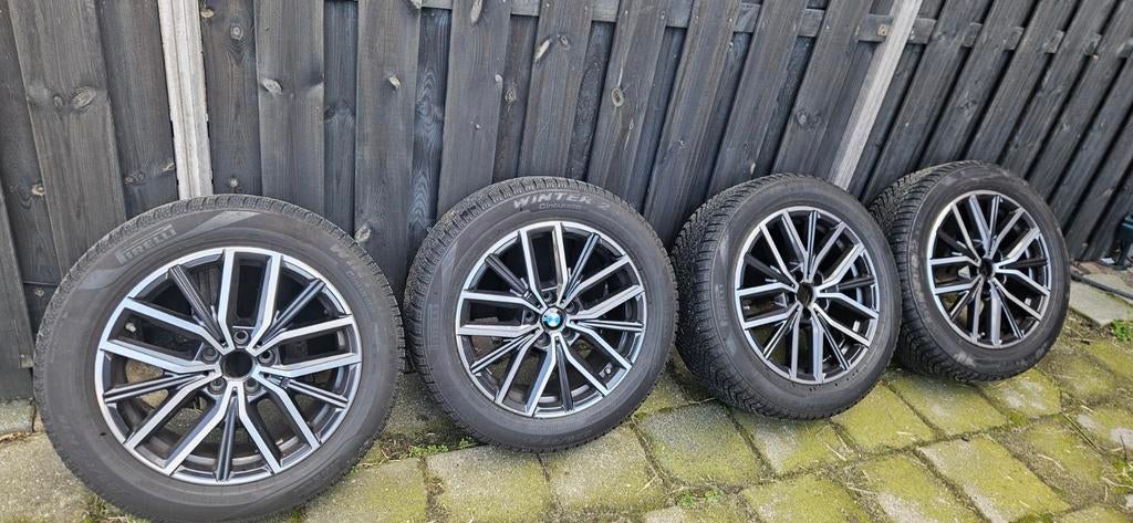 Originele BMW X1 U11 18 inch velgen met winterbanden, Auto-onderdelen, Banden en Velgen, Ophalen, 18 inch, Velg(en), Winterbanden