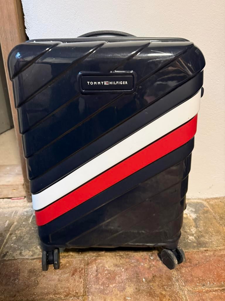 Tommy Hilfiger hardcase trolley, 50 tot 60 cm, Hard kunststof, Zo goed als nieuw, 35 tot 45 cm