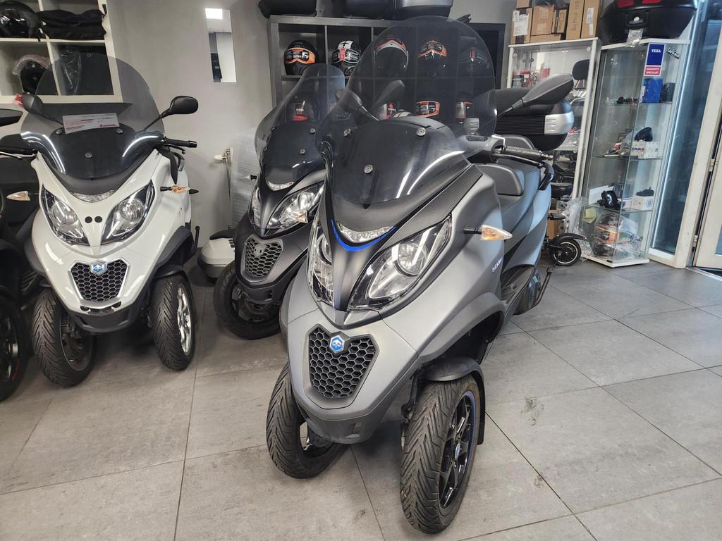 Piaggio MP3 500 SPECIAL EDITION ABS ASR SPORT RIJKLAAR GARAN, Bedrijf, Overig, Mauritslaan, 110
6161HZ  GELEEN, NL, Info@motorstorelimburg.nl