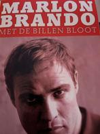 Marlon Brando: Met de billen bloot, Boeken, Ophalen of Verzenden, Gelezen, Film, Tv en Media