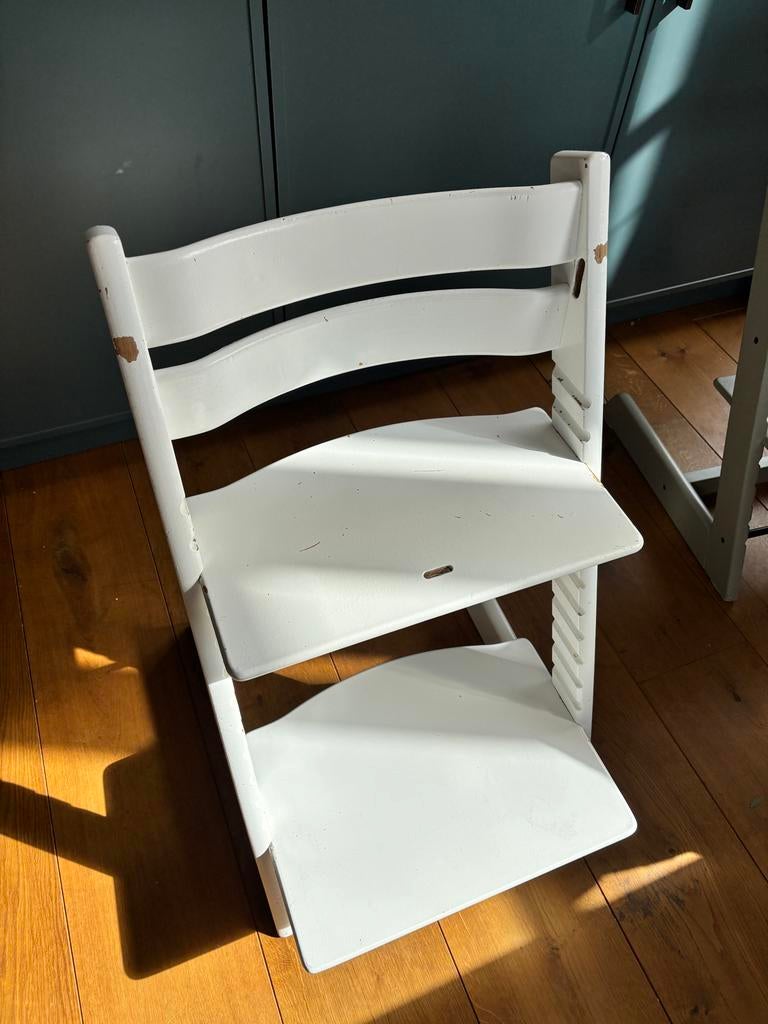Stokke Tripp Trapp kinderstoel wit, Kinderen en Baby's, Kinderstoelen, Ophalen, Gebruikt, Meegroeistoel, Aanschuifbaar